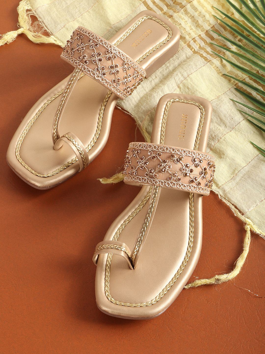 

Anouk Women Embellished Ethnic Open Toe Flats, Gold