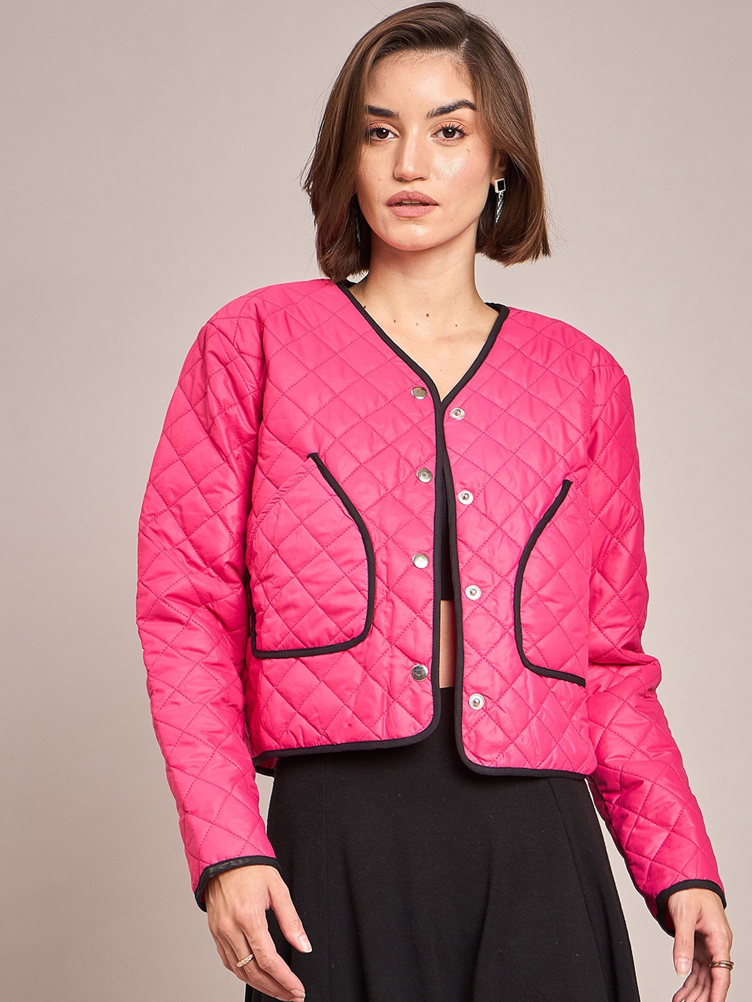 

SASSAFRAS Women Geometric Crop Quilted Jacket, Fuchsia