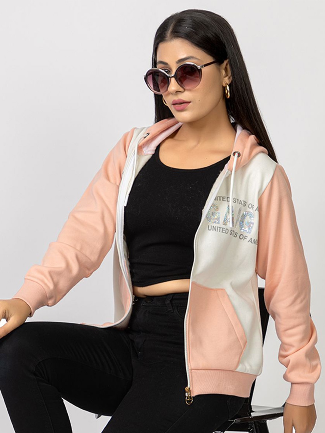 

Navsha Women Printed Hooded Sweatshirt, Peach