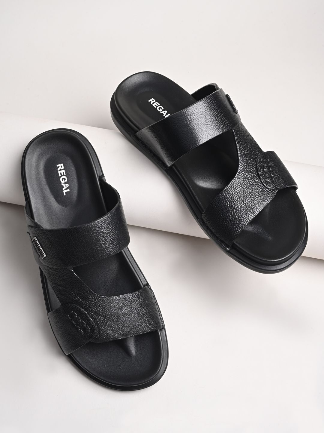 

Regal Men Leather Comfort Sandals, Black