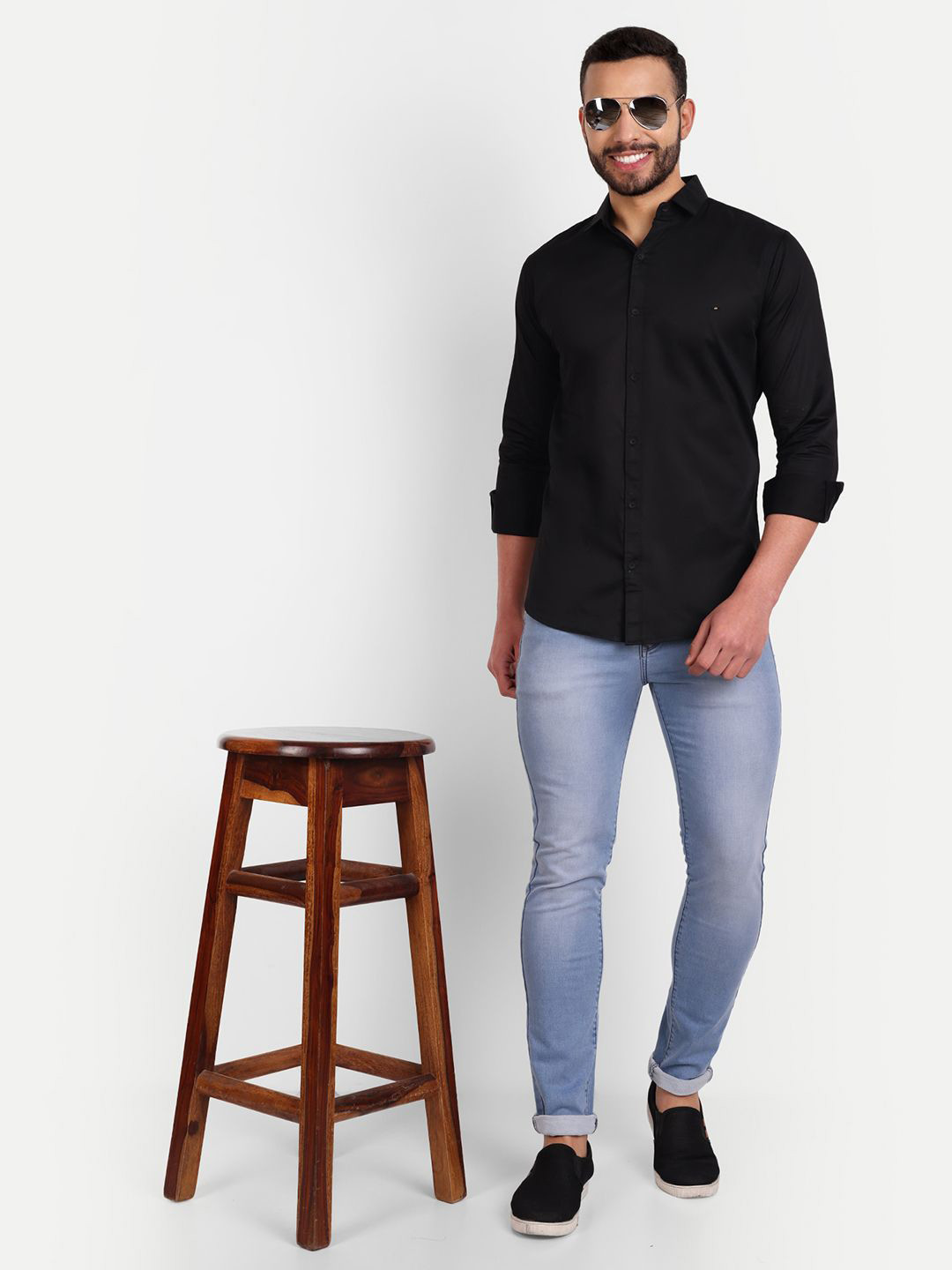 

WILNERCROWN Men Classic Opaque Casual Shirt, Black