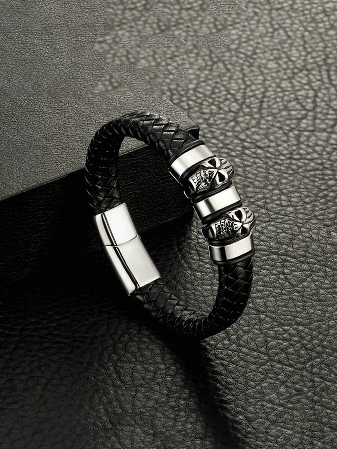 

MEENAZ Men Leather Oxidised Silver-Plated Multistrand Bracelet