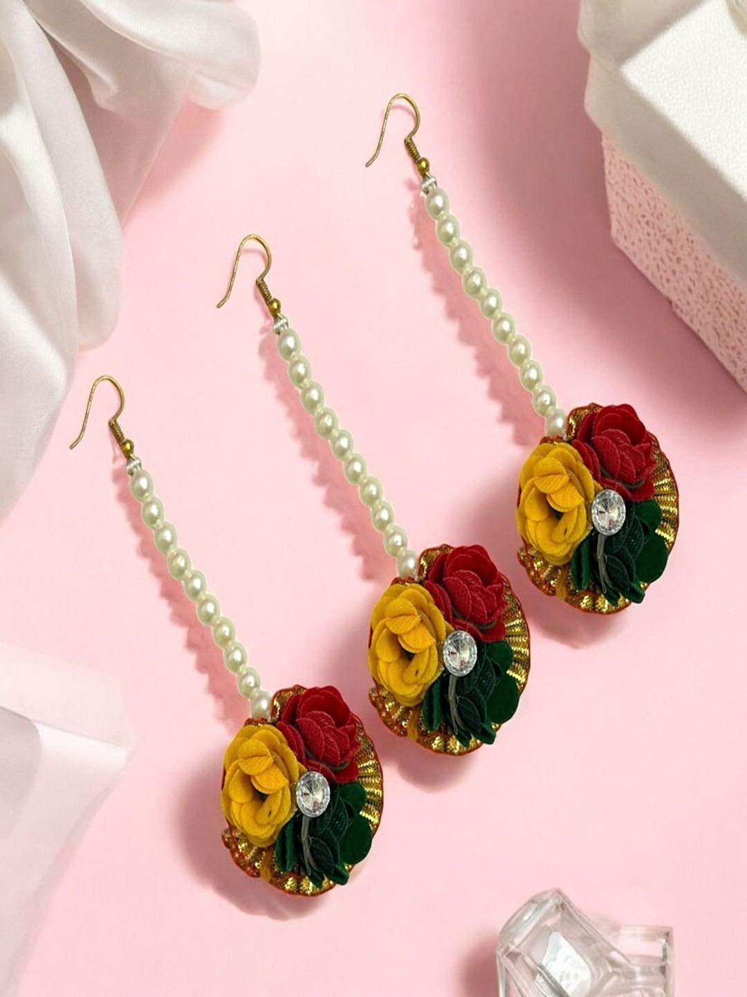 

AccessHer 12-Pcs Beaded Floral Head Jewellery, Yellow