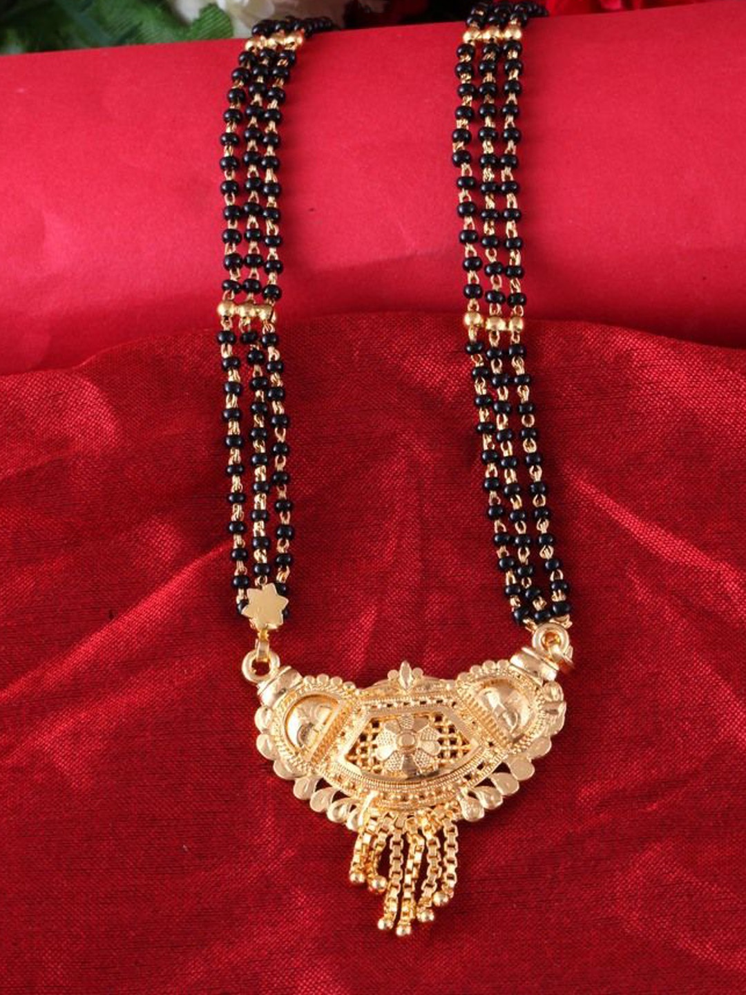 

DIVASTRI Women Gold-Plated Black Beaded Mangalsutra