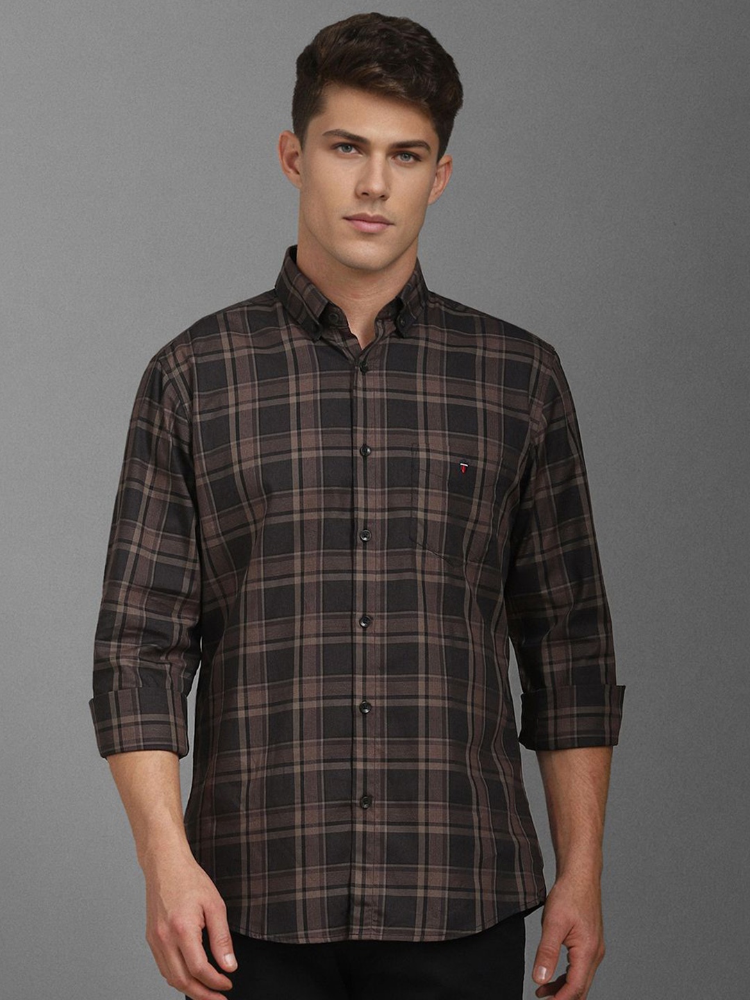 

Louis Philippe Sport Men Slim Fit Opaque Checked Casual Shirt, Brown