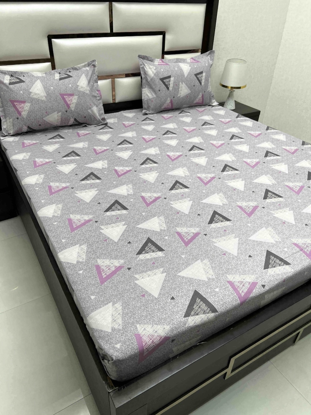 

Pure Decor Cotton Queen Size Double Bedsheet With 2 Pillow Covers 2.28m X 2.54m, Grey