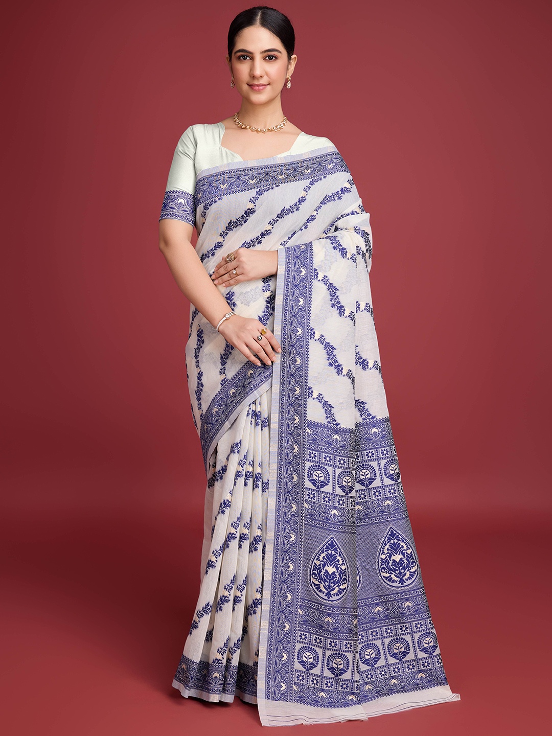 

Kriyansh Woven Design Zari Kanjeevaram Saree, White