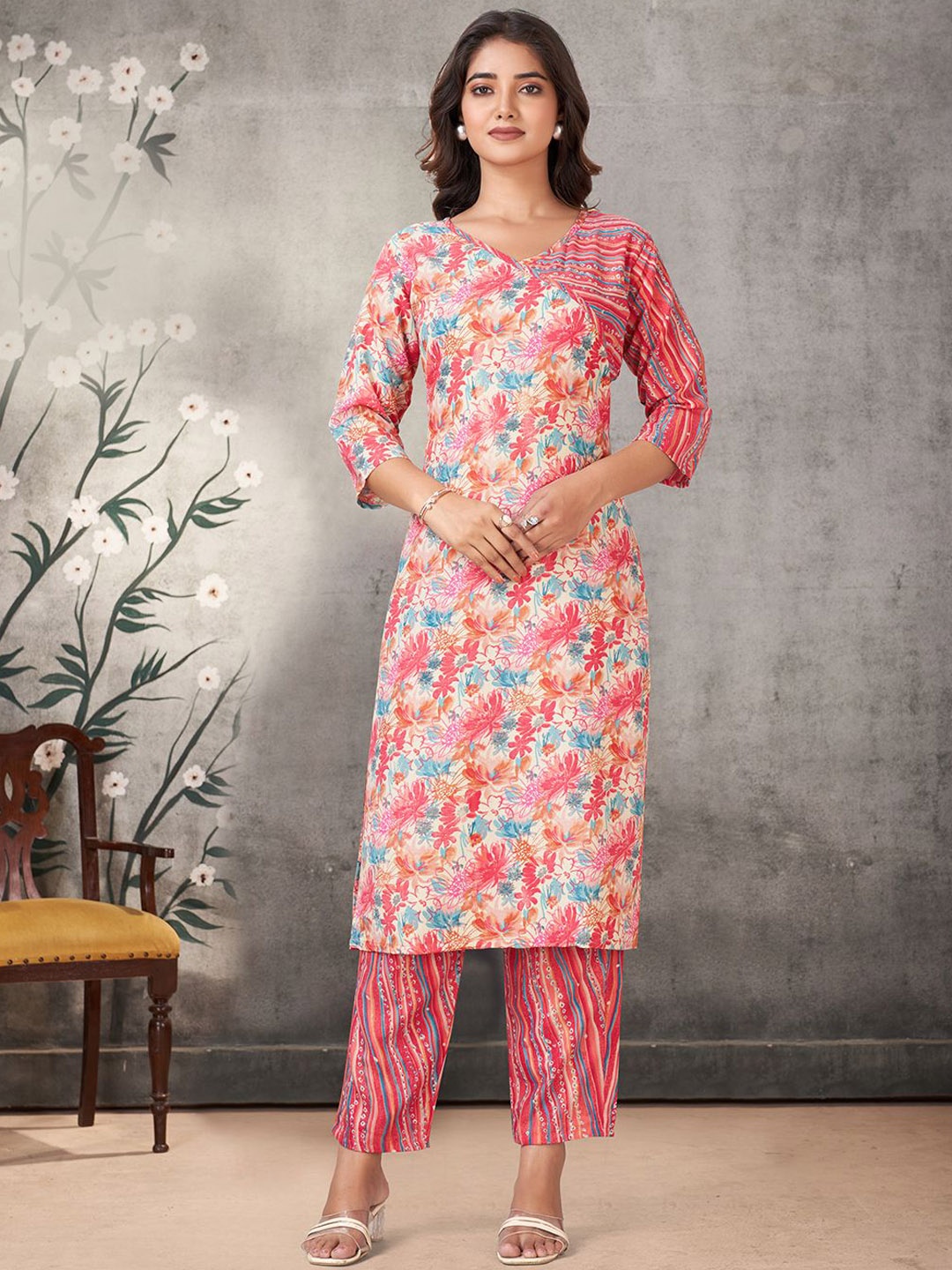 

KALINI Women Ethnic Motifs Printed Regular Kurta with Trousers, Pink