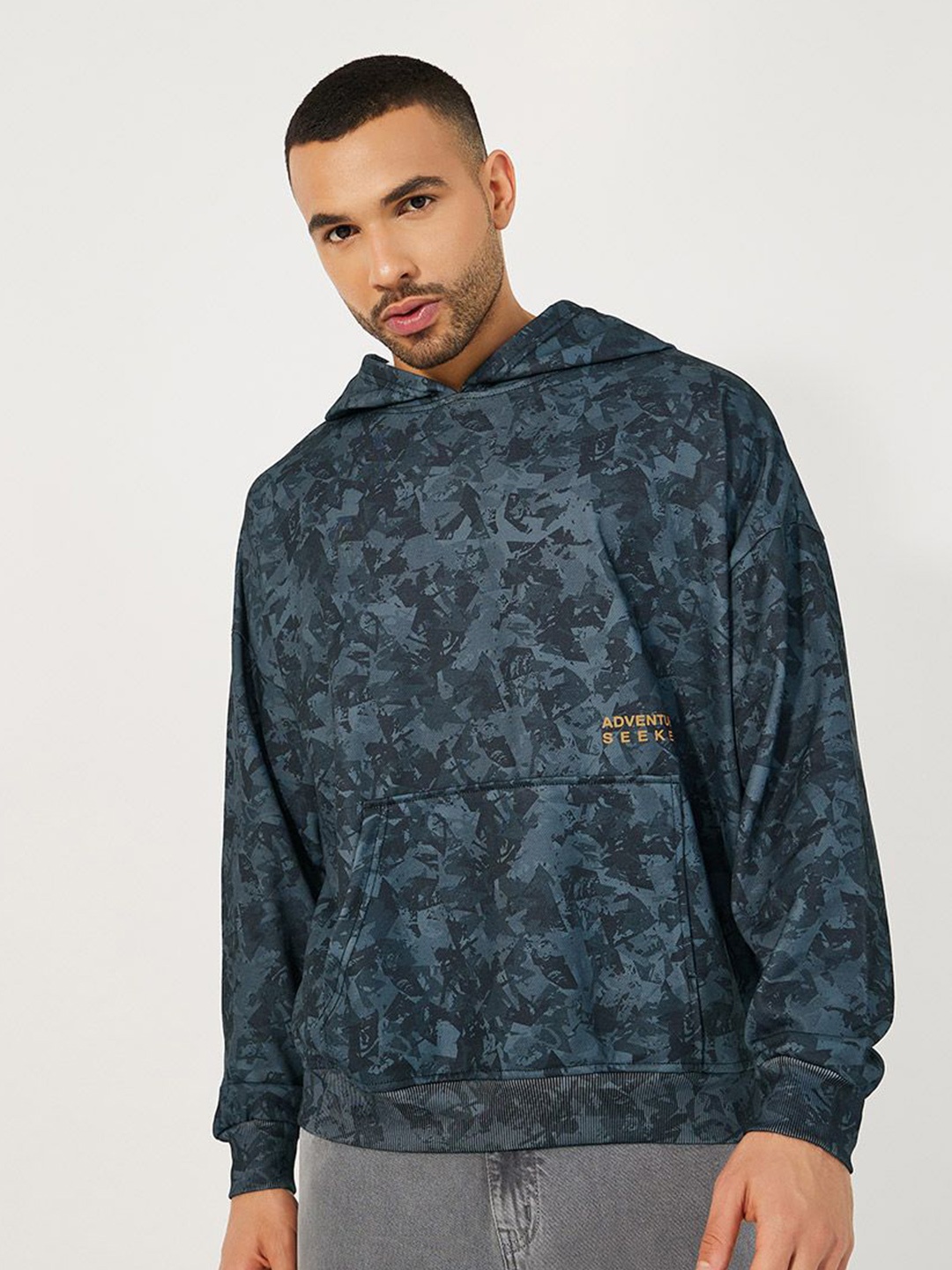 

Styli Camouflage Printed Hooded Oversized Fit Pullover Sweatshirt, Black