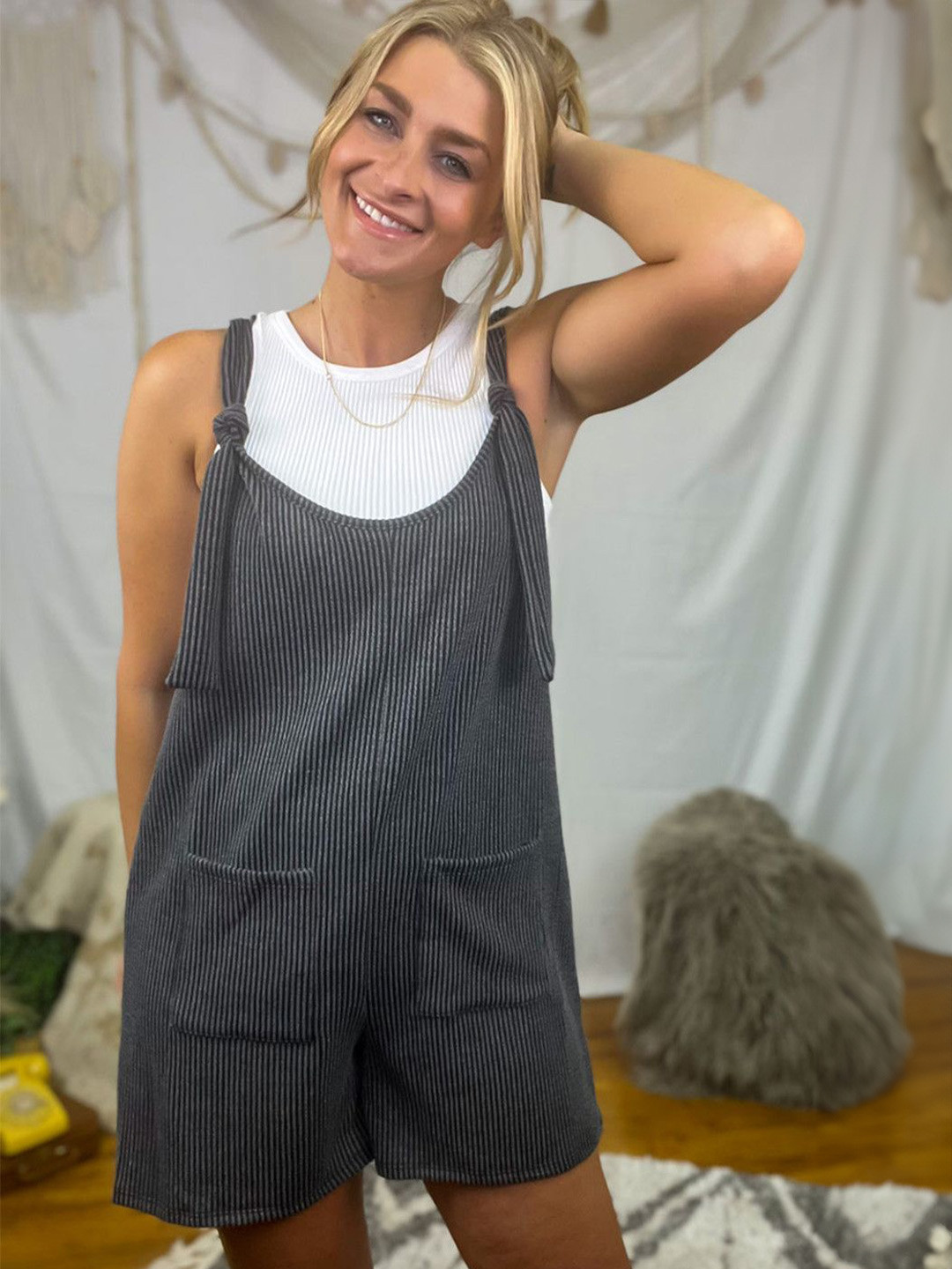 

StyleCast Shoulder Straps Solid Playsuit, Grey