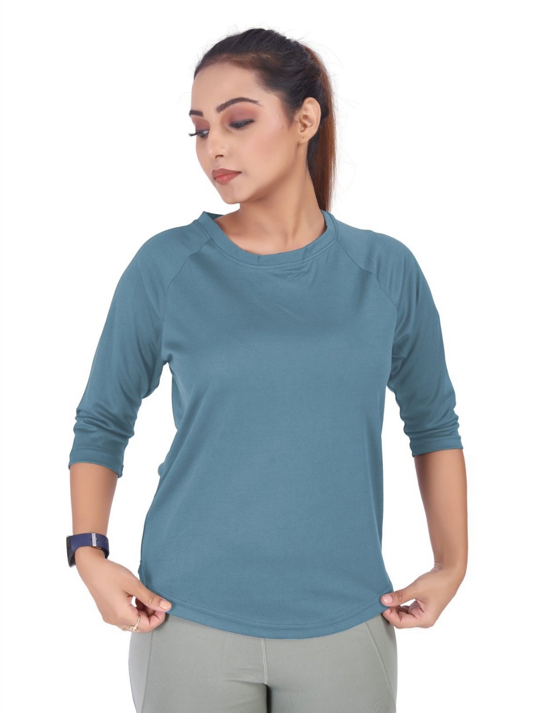 

MYO2 Women Applique Slim Fit T-shirt, Blue