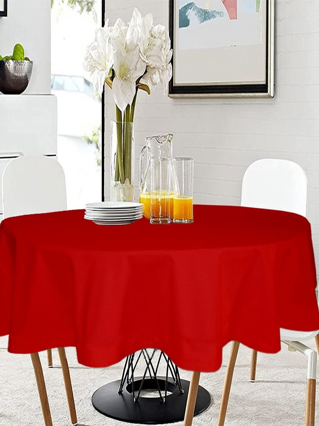 

Lushomes Red Round 2-Seater Table Cover