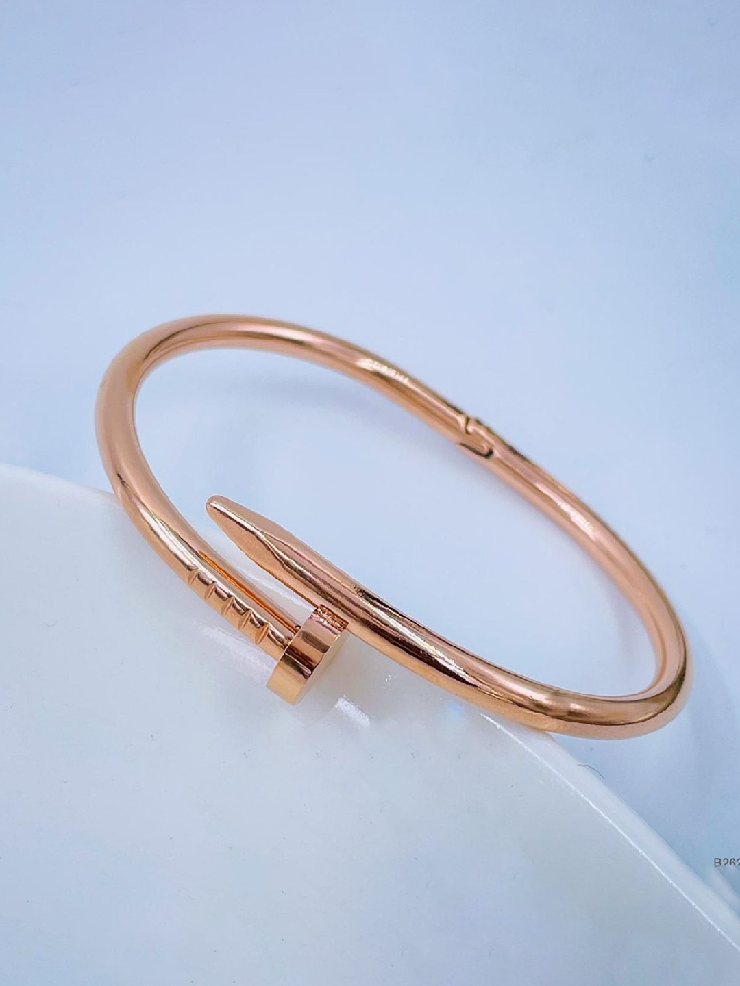 

ZIVOM Men Gold-Plated Kada Bracelet