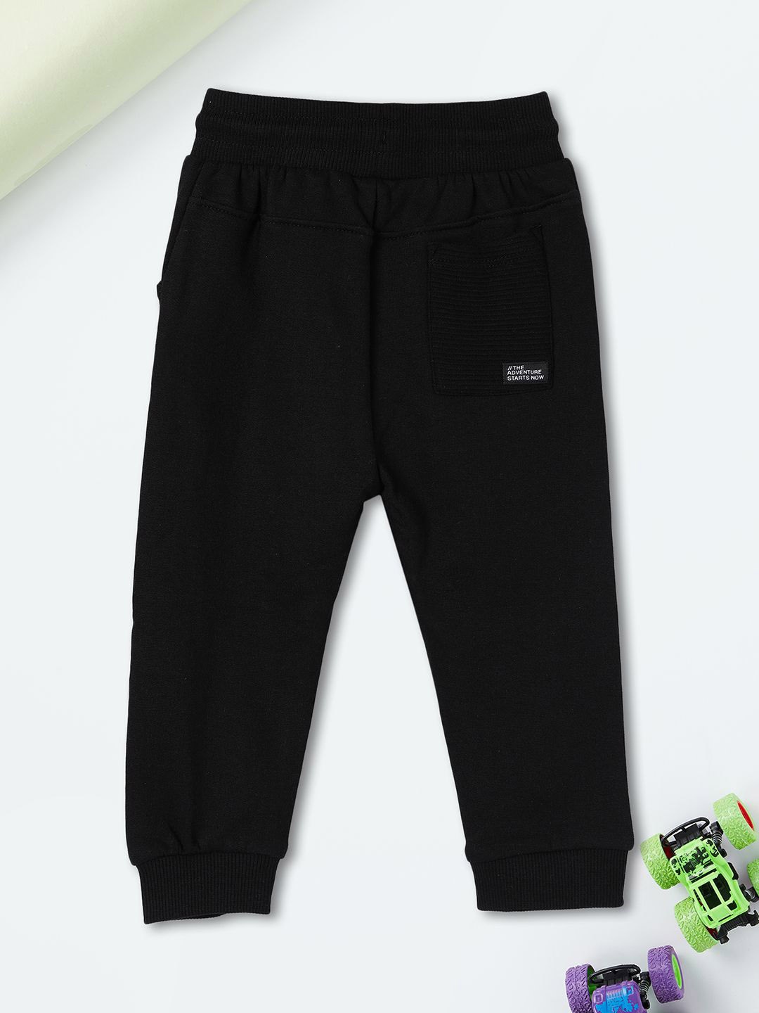 

max Boys Regular Fit Mid-Rise Pure Cotton Joggers, Black