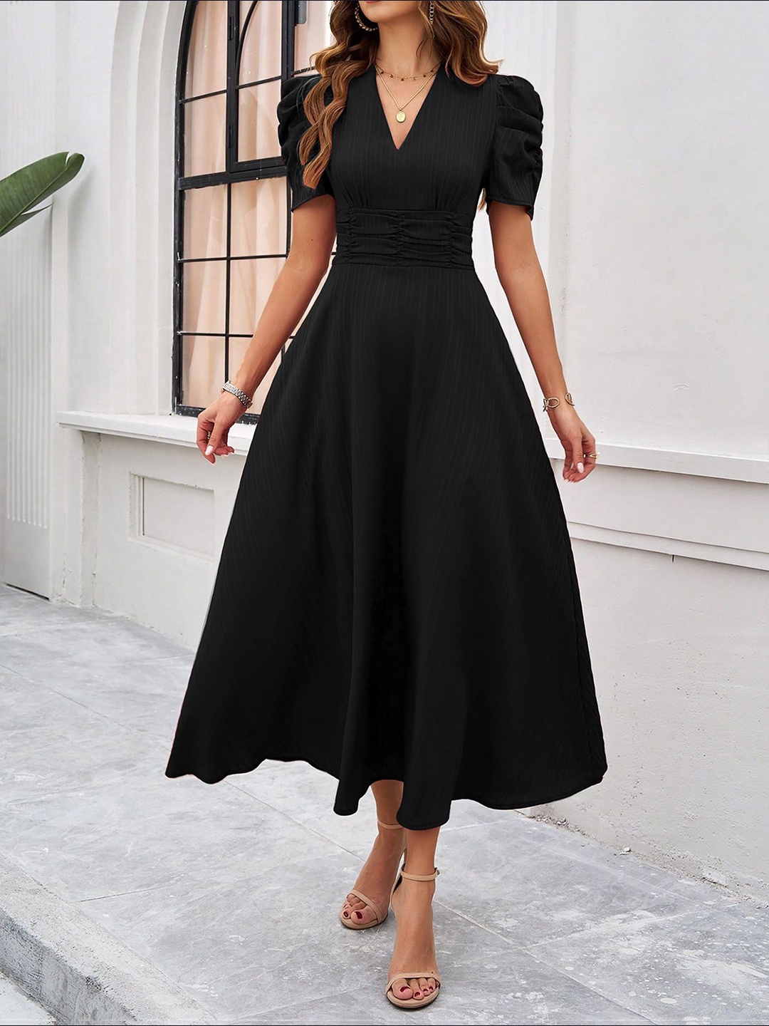 

StyleCast x Revolte Women Tiered Fit and Flare Midi Dress, Black