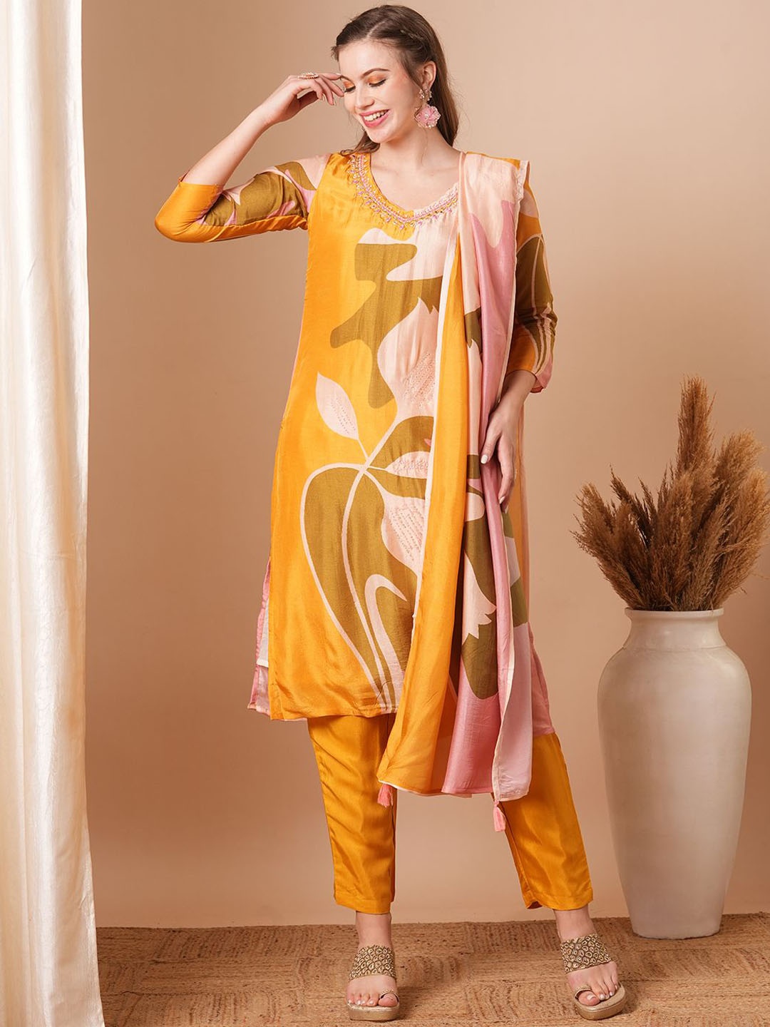 

FASHOR Women Abstract Printed & Embroidered Straight Kurta With Trousers & Dupatta, Yellow