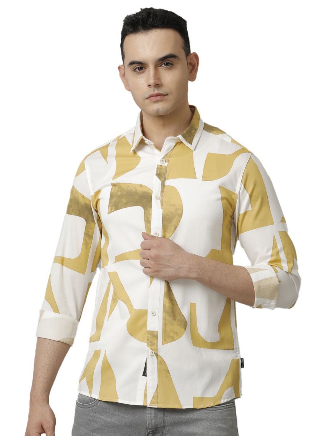

Voi Jeans Men Classic Slim Fit Opaque Checked Casual Shirt, White