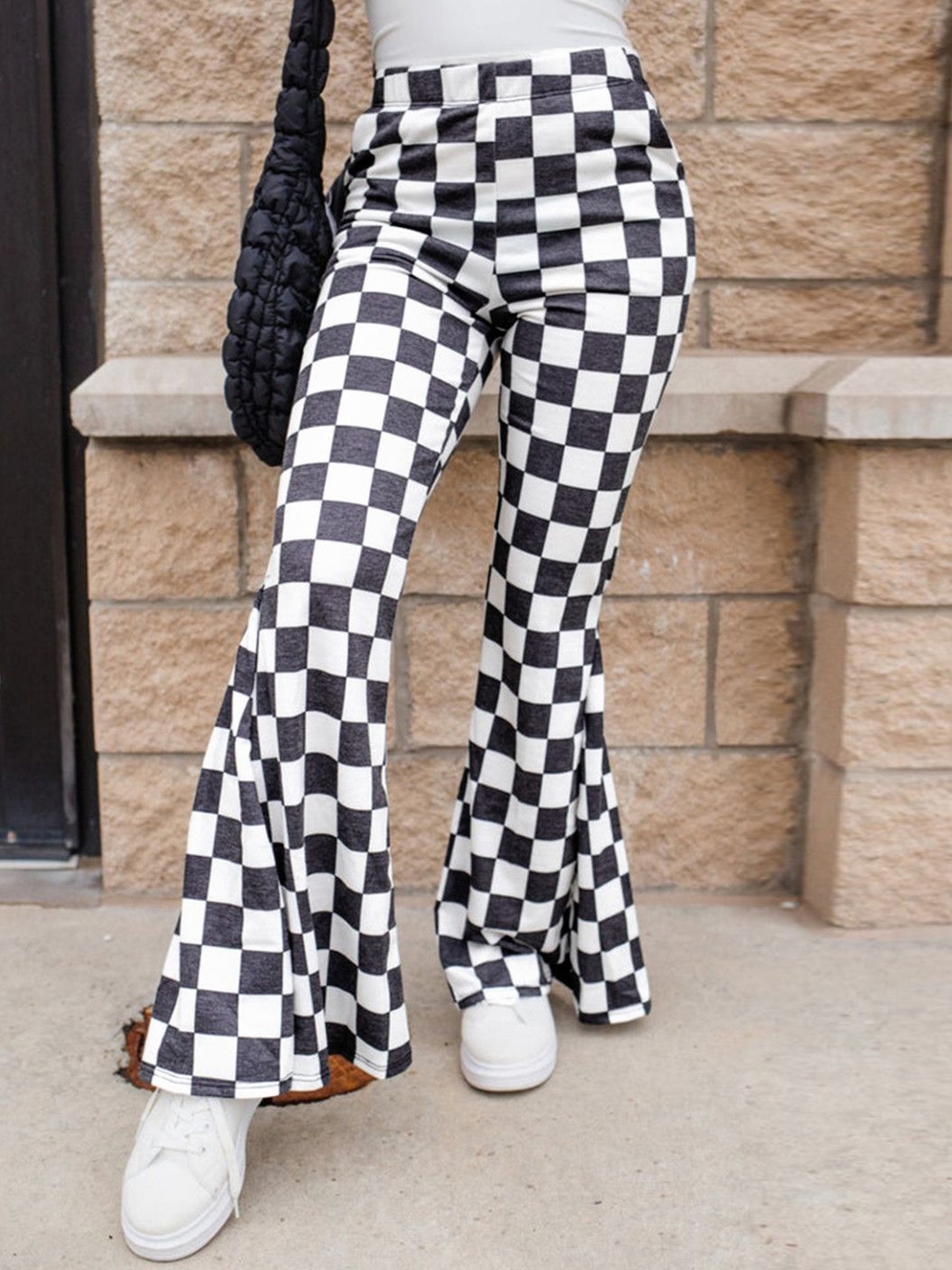 

StyleCast Women Checked Regular Fit Wide Leg Trouser, Black