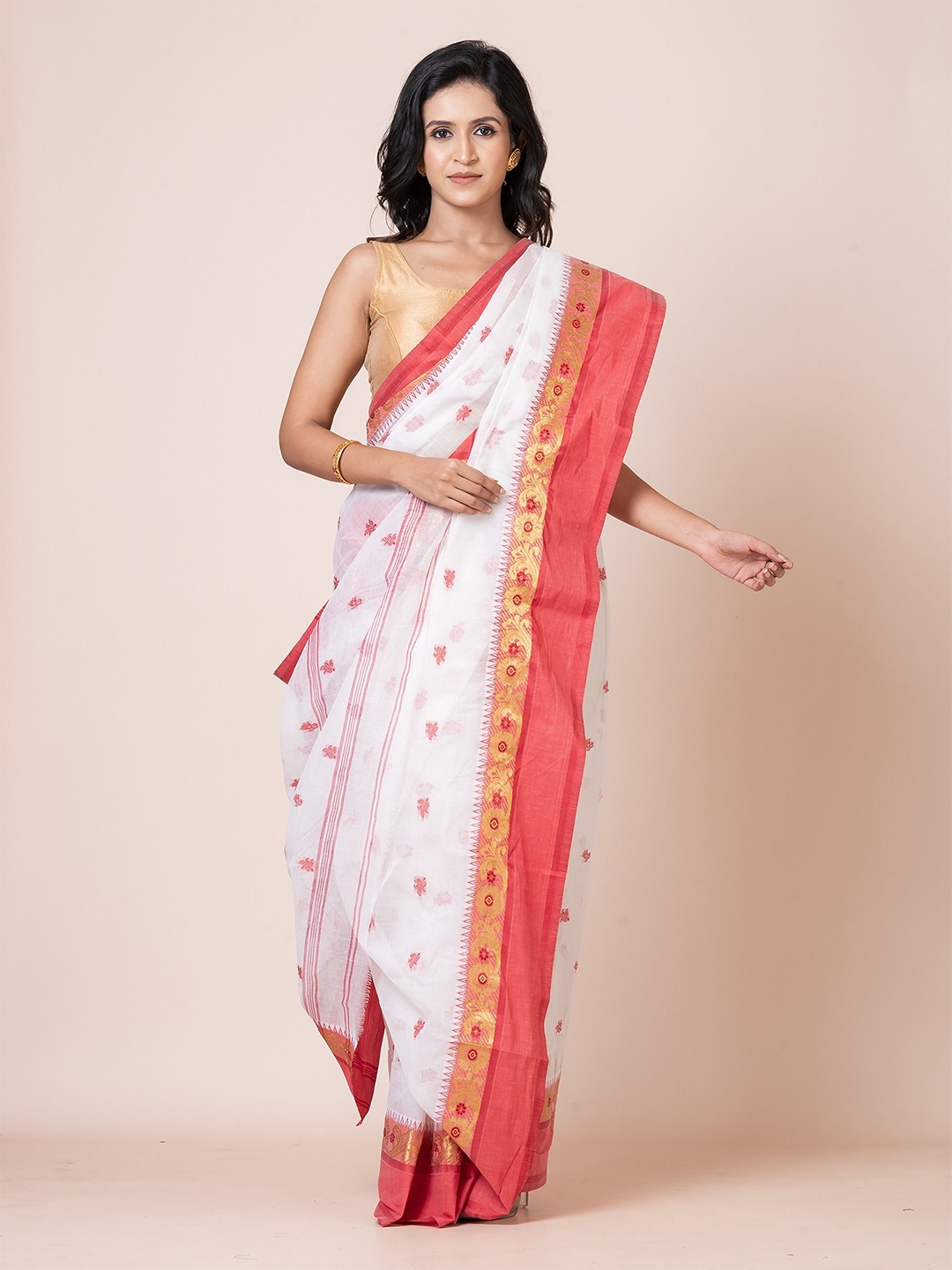 

PUKU Ethnic Motifs Woven Design Pure Cotton Taant Saree, White