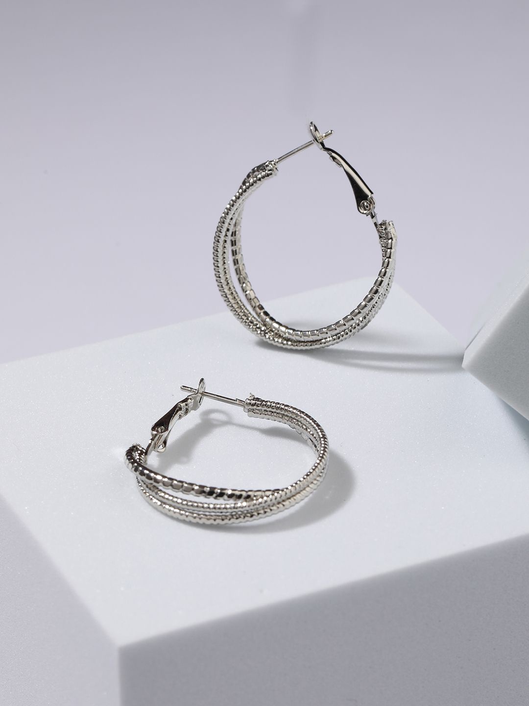 

DressBerry Contemporary Hoop Earrings, Silver
