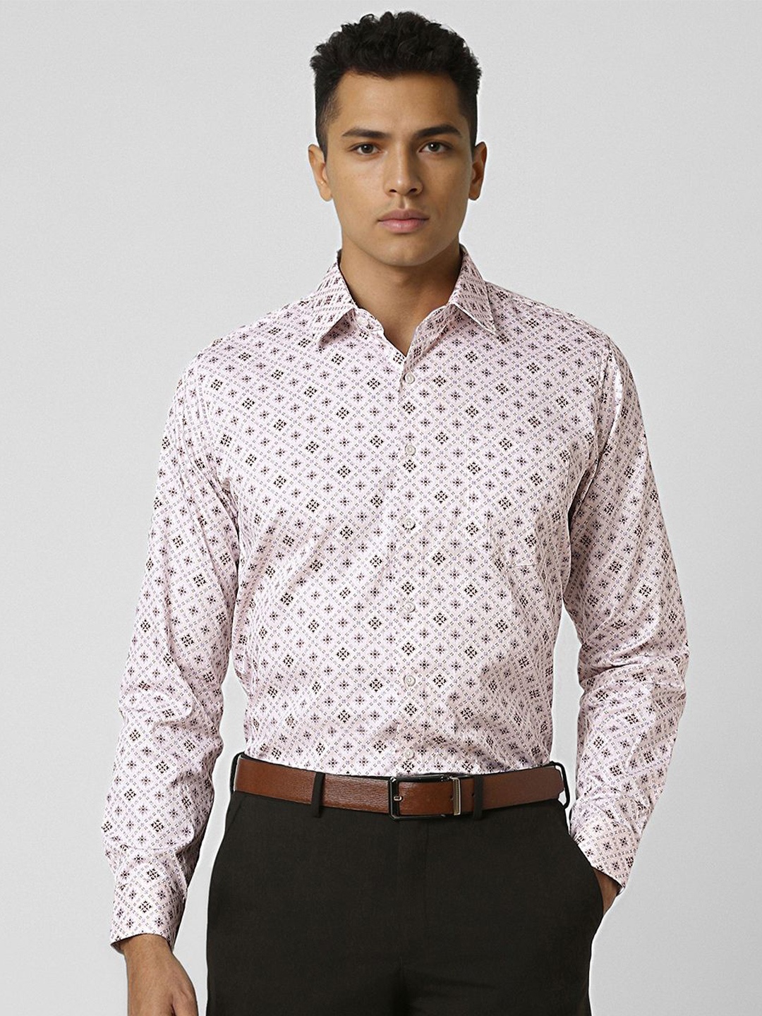 

Van Heusen Men Slim Fit Opaque Printed Formal Shirt, Pink