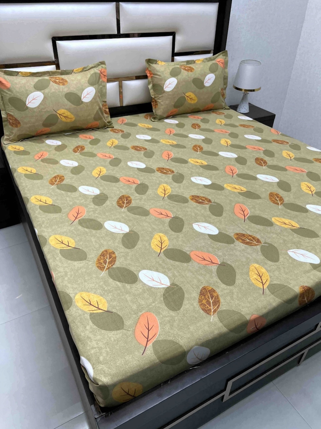 

Pure Decor Passion Green Printed Pure Cotton 350 TC Queen Bedsheet Set 2.25 m x 2.57 m
