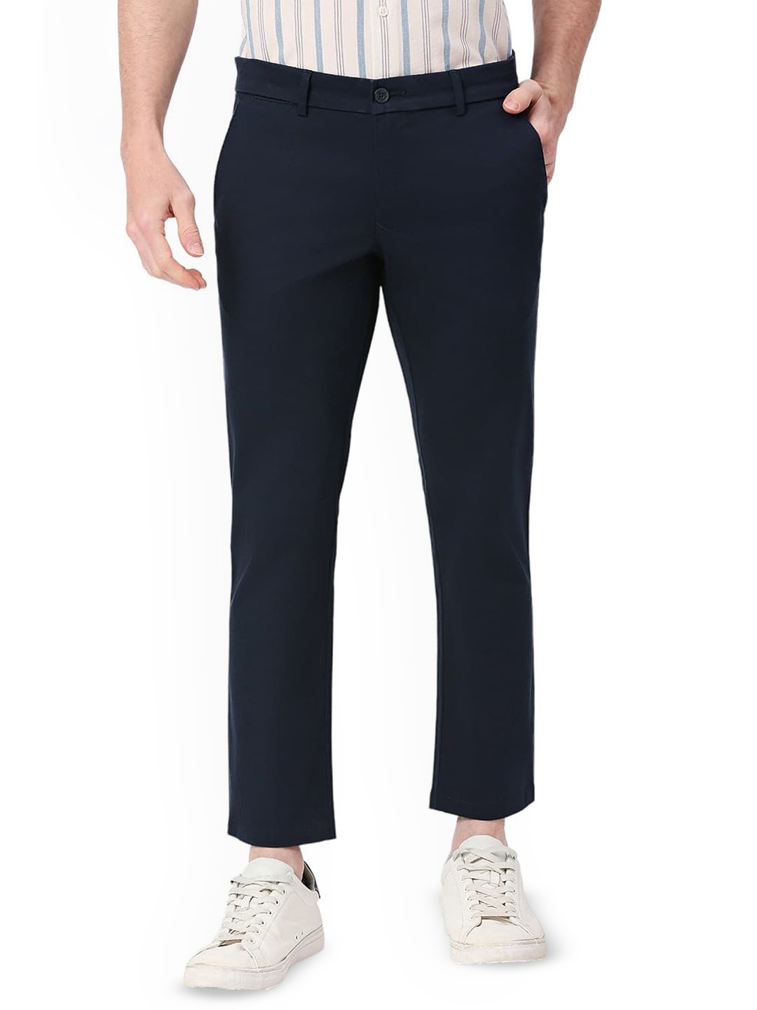 

Basics Men Skinny Fit Low-Rise Trousers, Navy blue