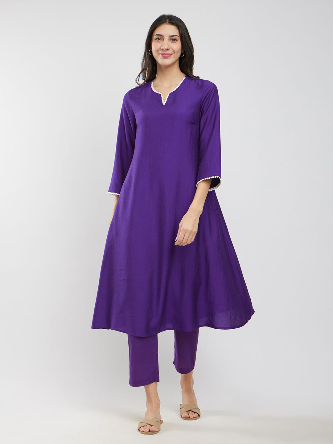 

Pink Fort Women Regular Kurta with Trousers, Purple