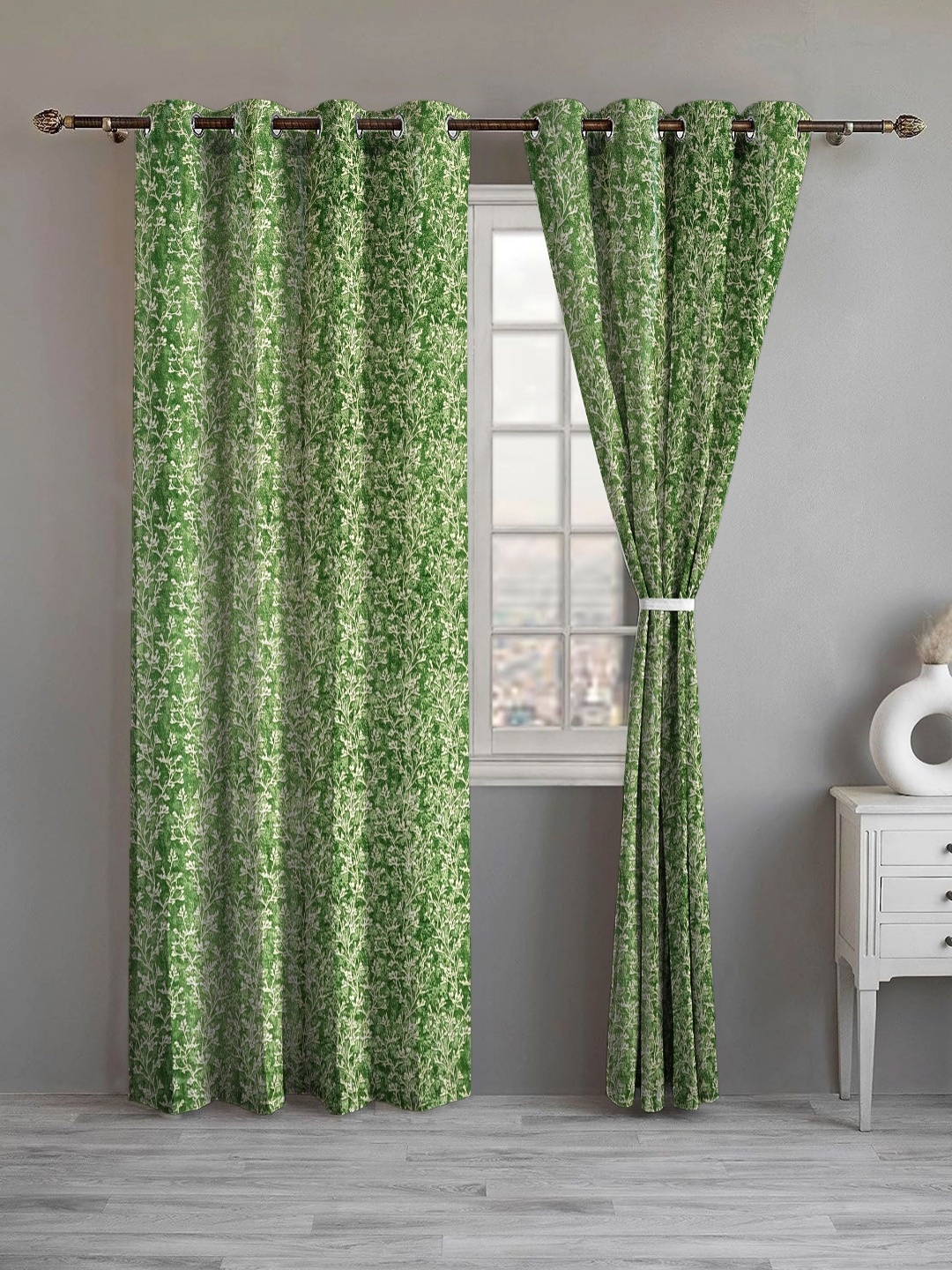 

Lunar Days Green Set of 2 Floral Room Darkening Door Curtains