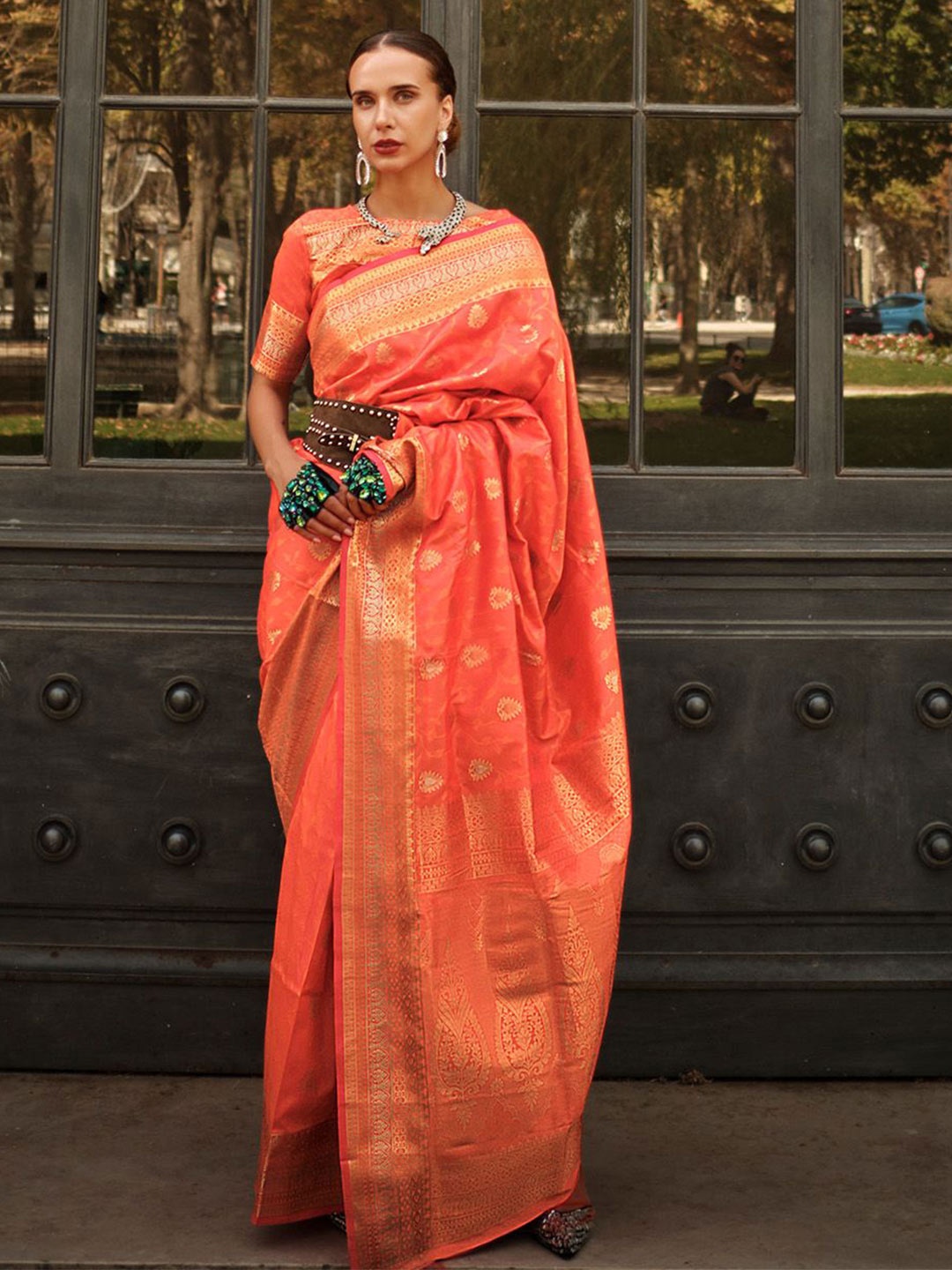 

Ishin Woven Design Saree With Blouse Piece, Orange