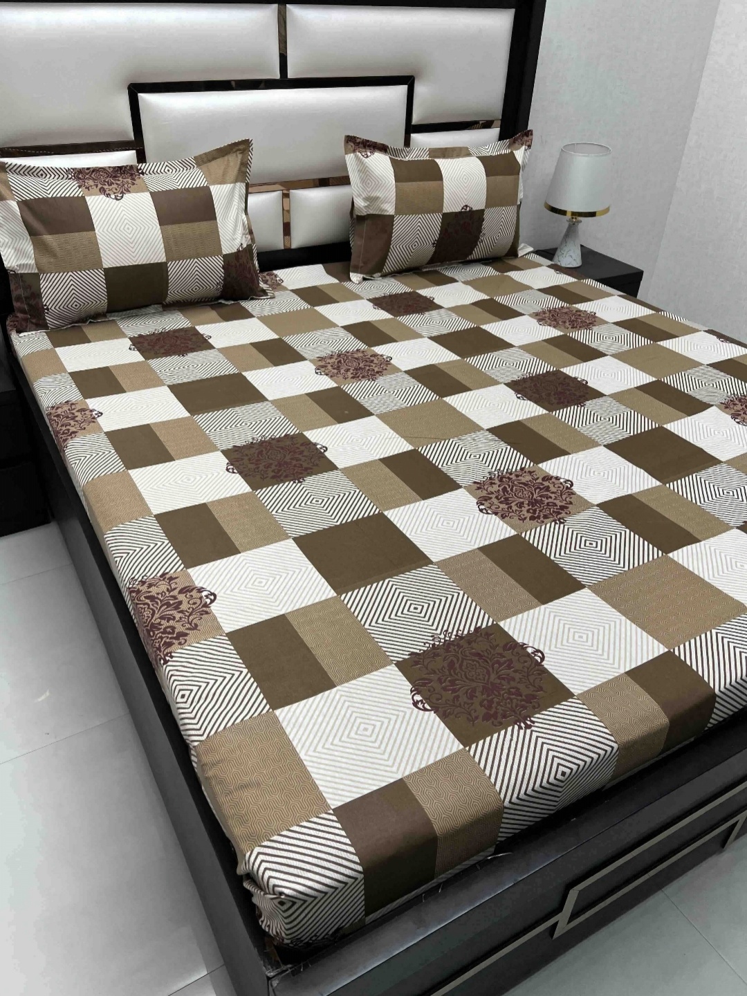 

Pure Decor Passion Brown Geometric Pure Cotton 250 TC Queen Bedsheet Set 2.26 m x 2.57 m