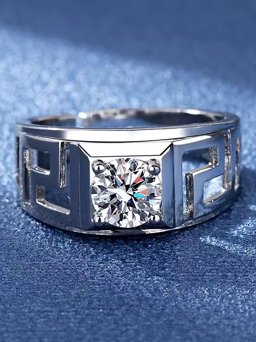 

Lila Men Sterling Silver AD Stone-studded Adjustable Ring