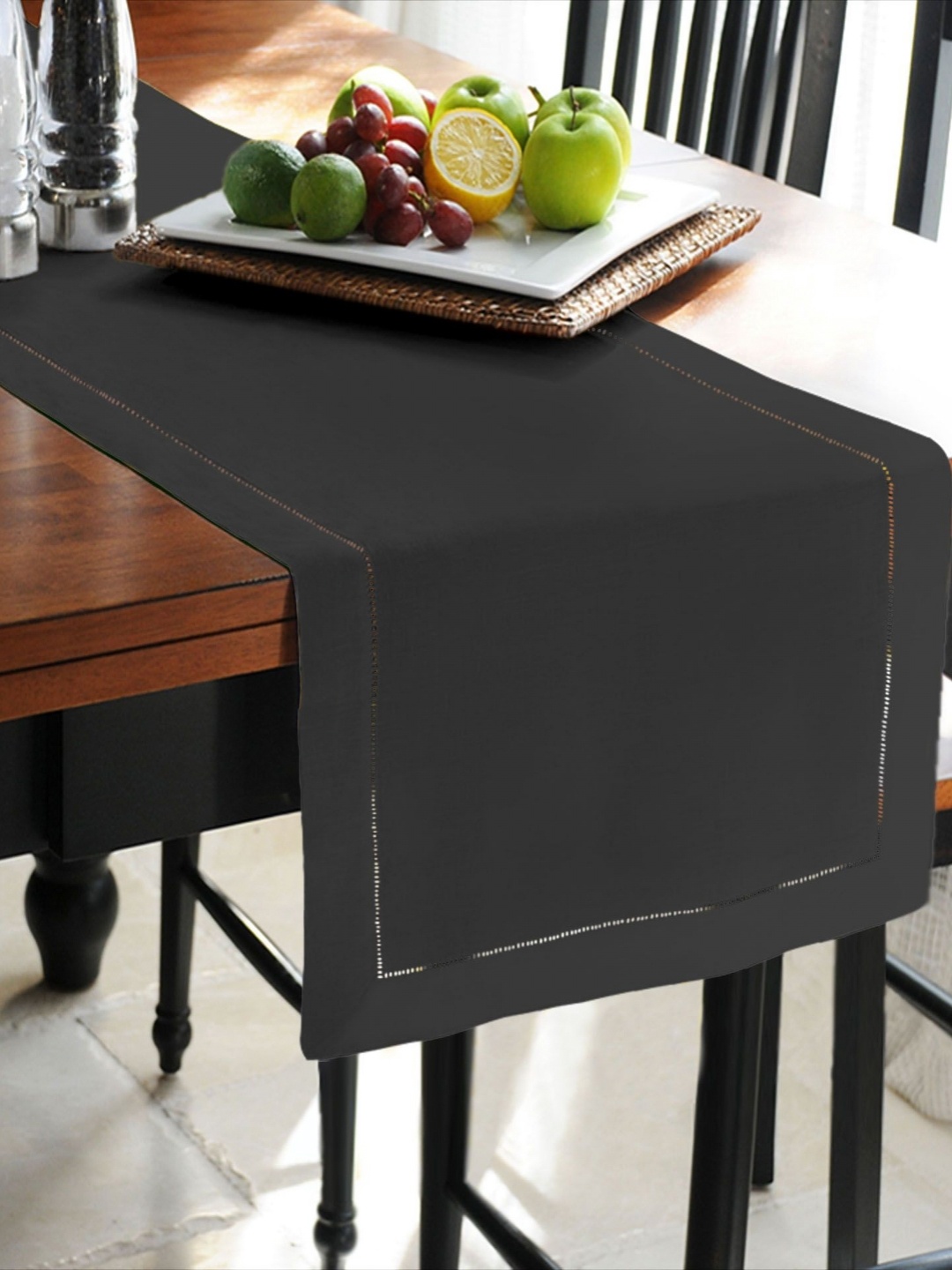 

Lushomes Black Cotton Dinning Table Runners