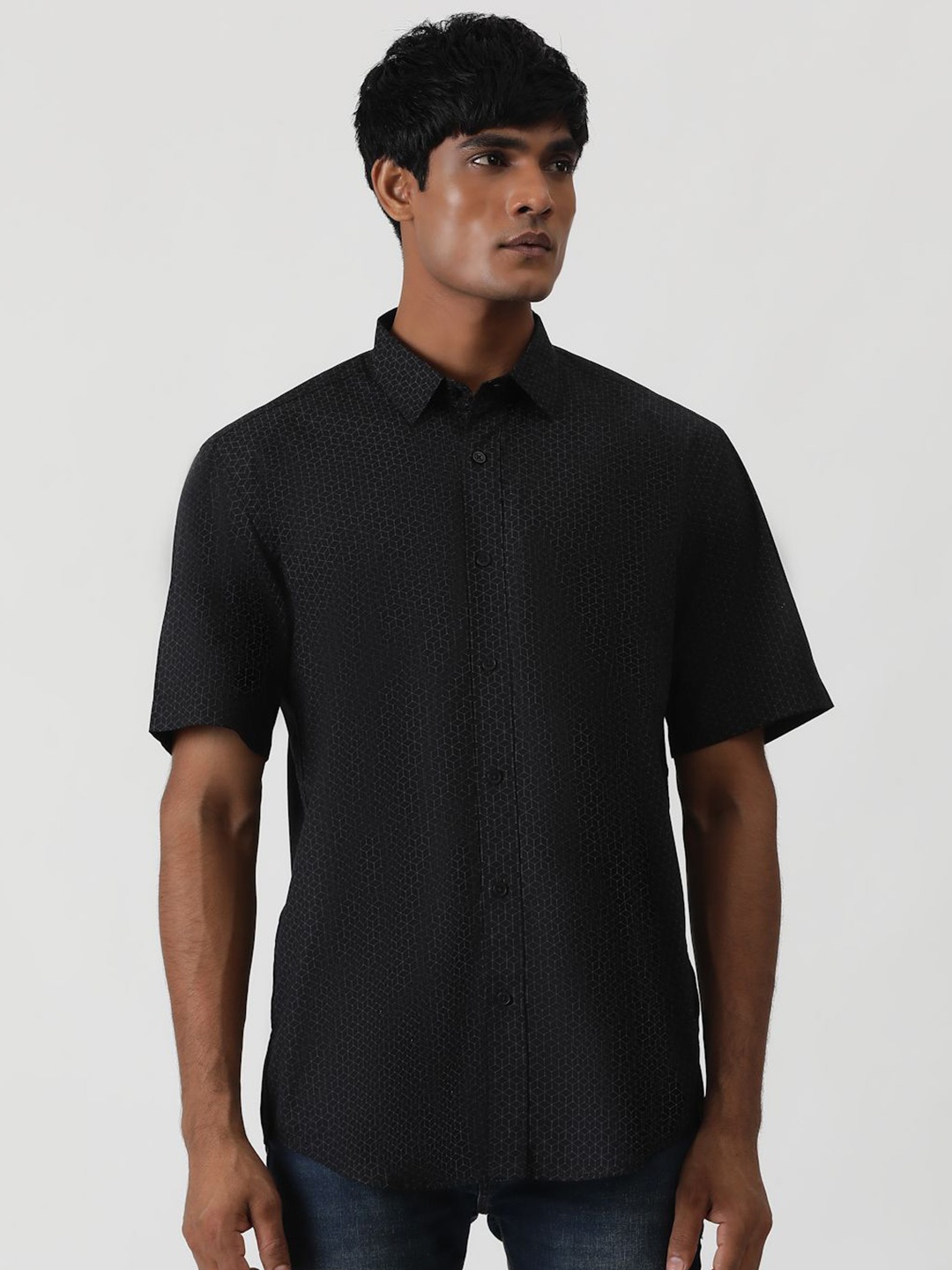

Greenfibre Men Opaque Printed Casual Shirt, Black