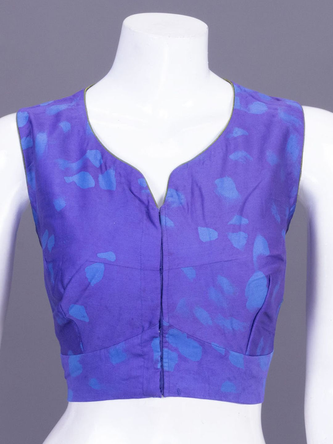 

Avishya Women Abstract Printed Pure Cotton Sleeveless Saree Blouse, Blue