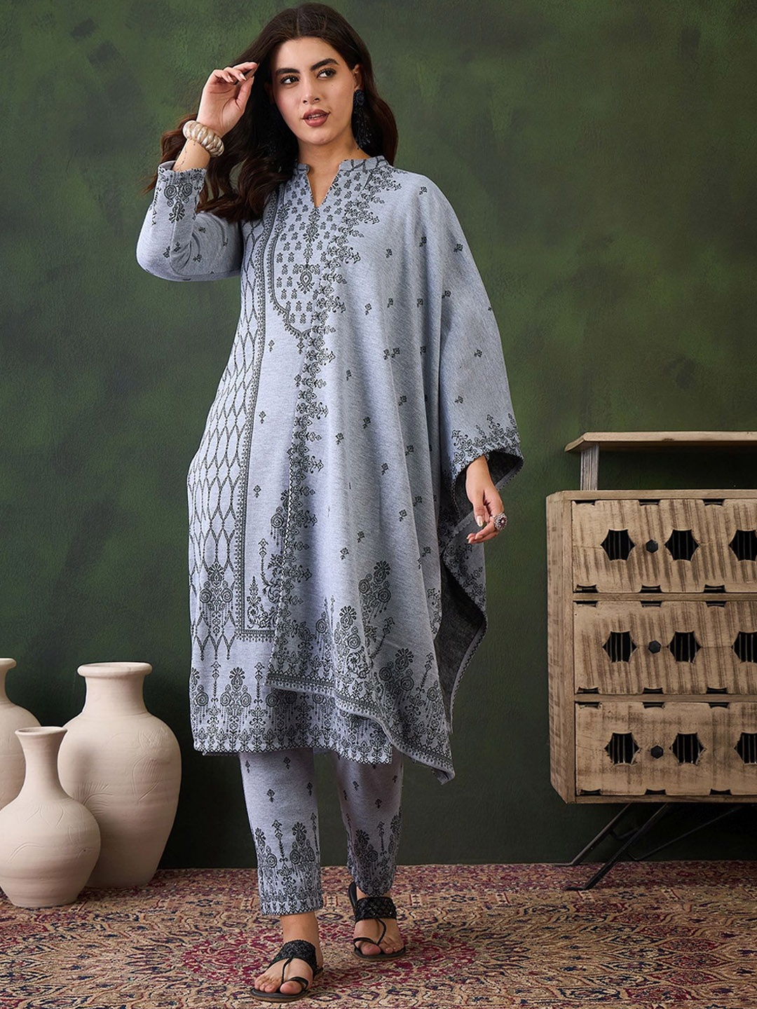 

Sangria Winter Woolen Ethnic Motifs Woven Design Kurta With Trousers & Dupatta, Grey