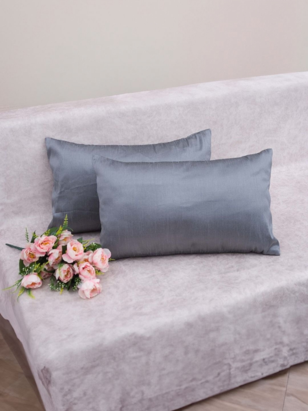 

RoyalDeco Grey Set of 2 Rectangle Cushion Covers