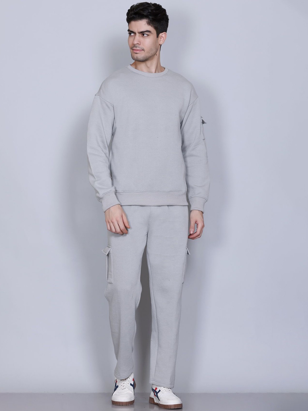 

Antiloop Men Self Design Round Neck Tracksuit, Grey