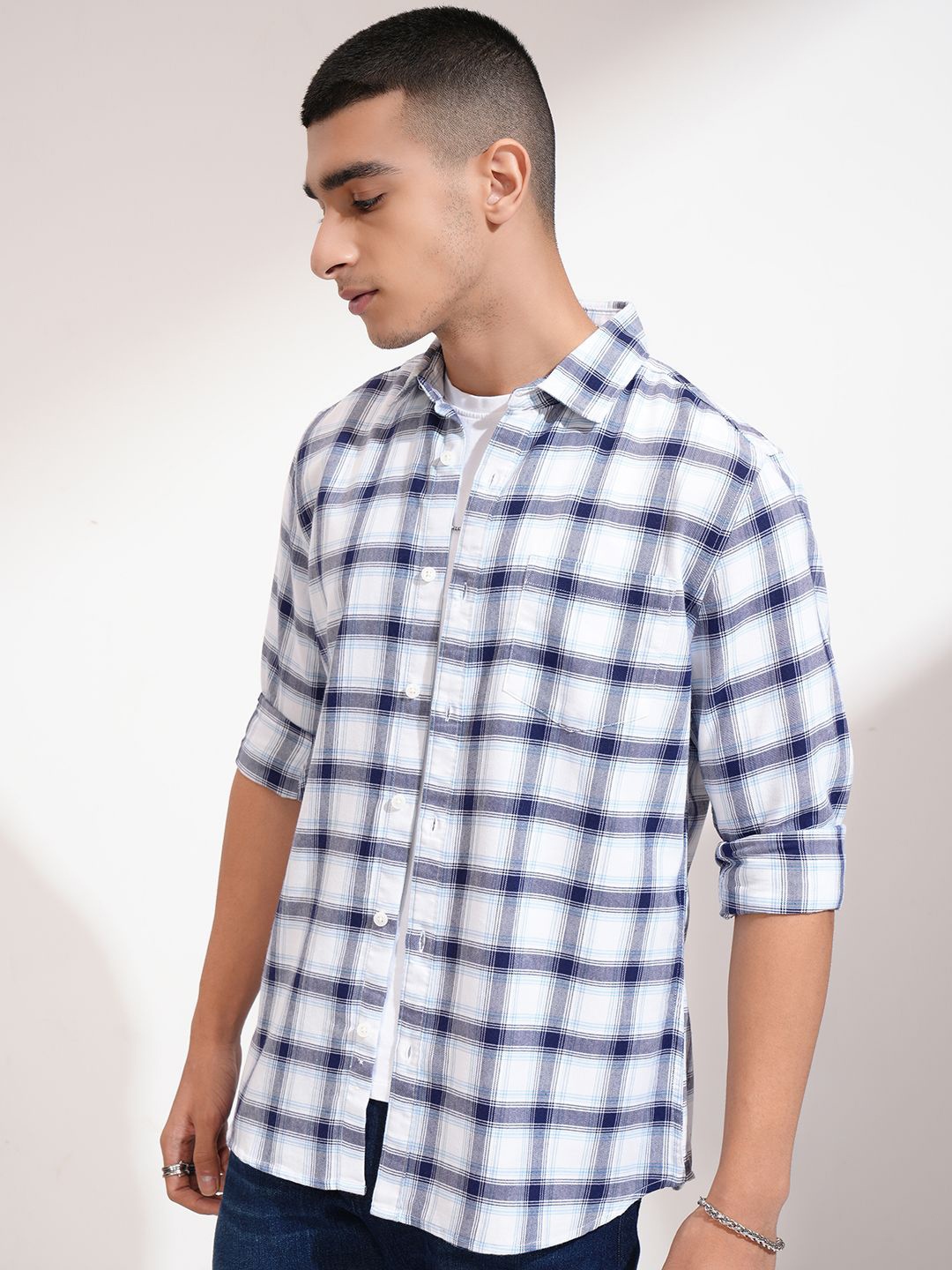 

HIGHLANDER Men Opaque Checked Casual Shirt, White