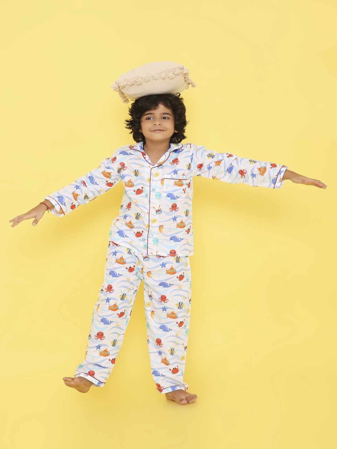 

Knitting Doodles Kids Pure Cotton Graphic Printed Night suit, White