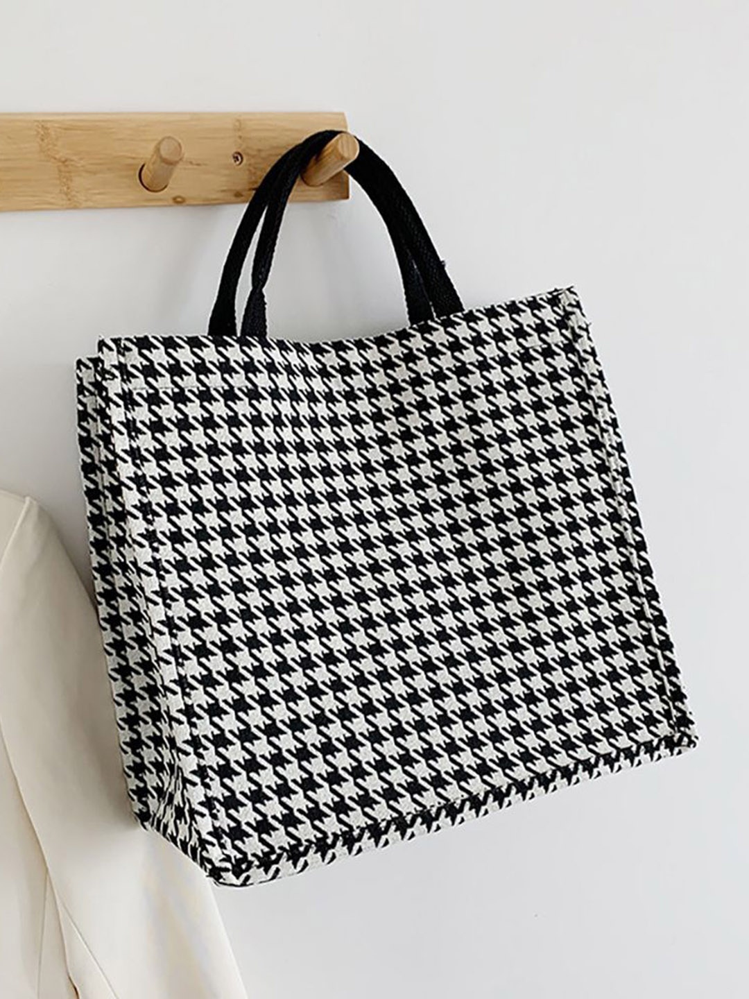 

StyleCast x Revolte Printed PU Bucket Handheld Bag, Black