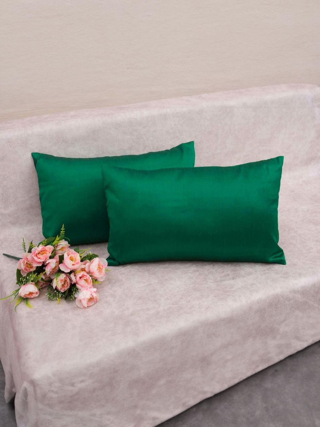 

RoyalDeco Green Set of 2 Rectangle Cushion Covers