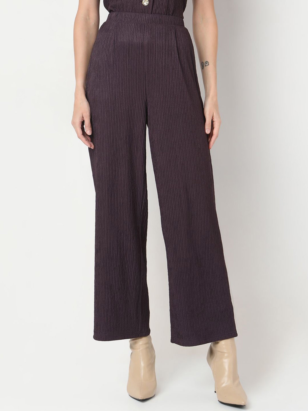 

Vero Moda Women Straight Fit High-Rise Pleated Culottes Trousers, Purple