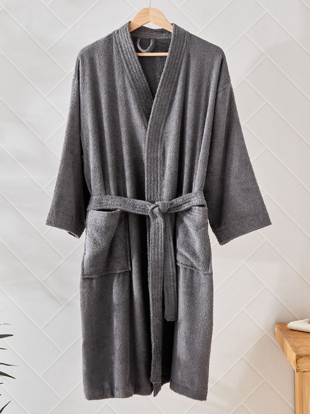 

Home Centre Prospero Grey Cotton 150 GSM Bath Robe