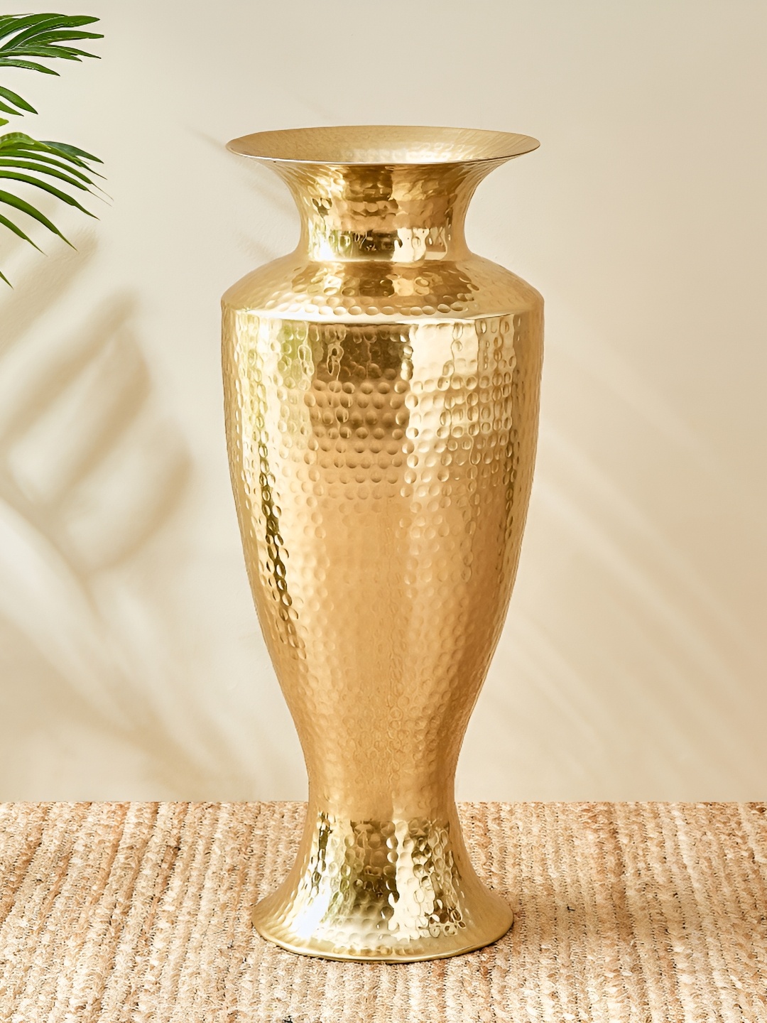 

Home Centre Trophy Floor Vase, Gold