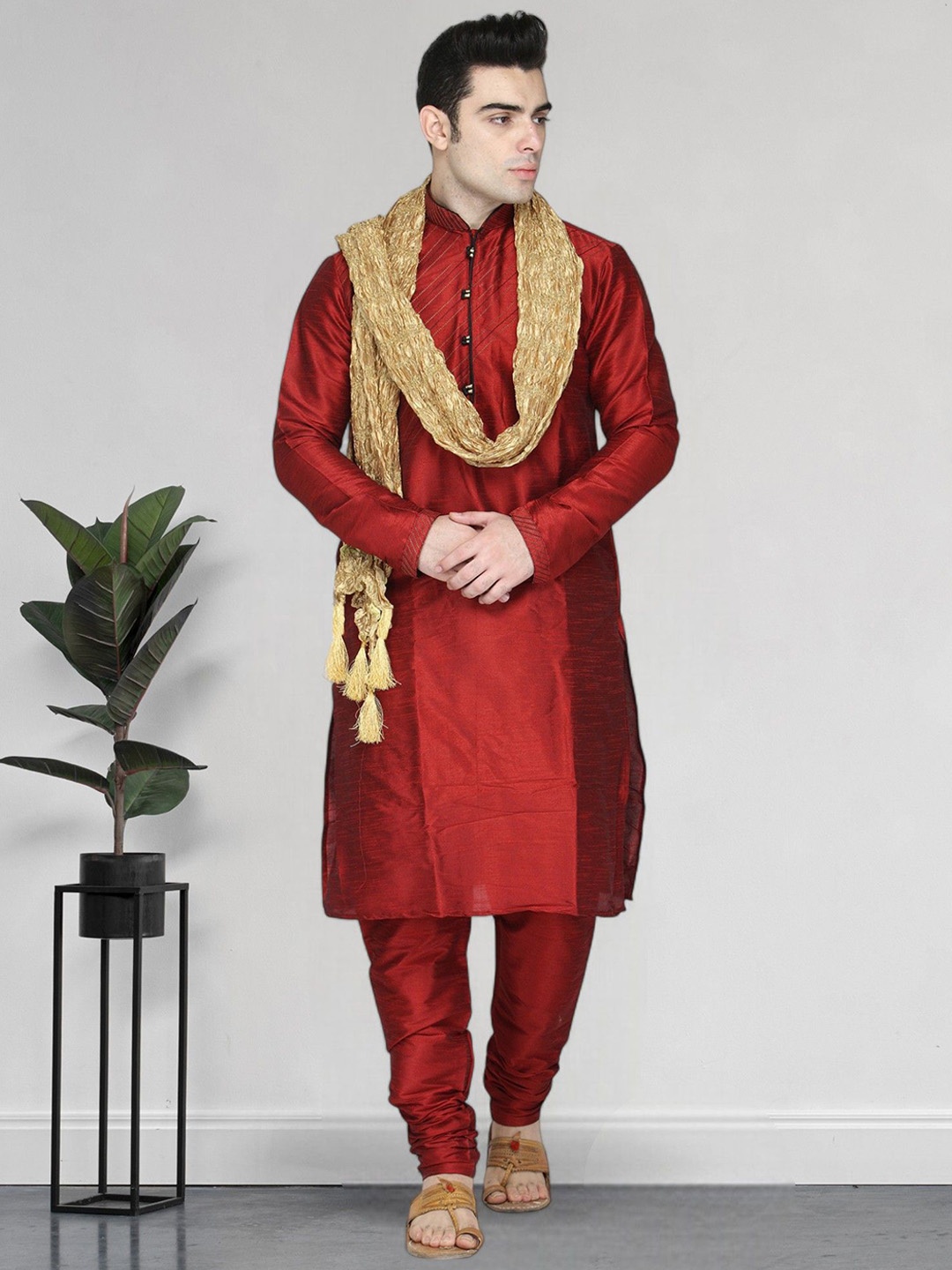 

SKAVIJ Men Ethnic Motifs Regular Thread Work Dupion Silk Kurta with Churidar & With Dupatta, Red