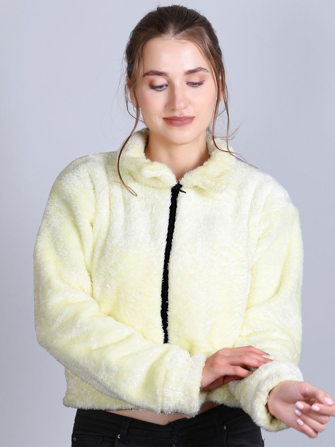 

Looks United Women Shirt Collar Front-Open Sweatshirt, Yellow