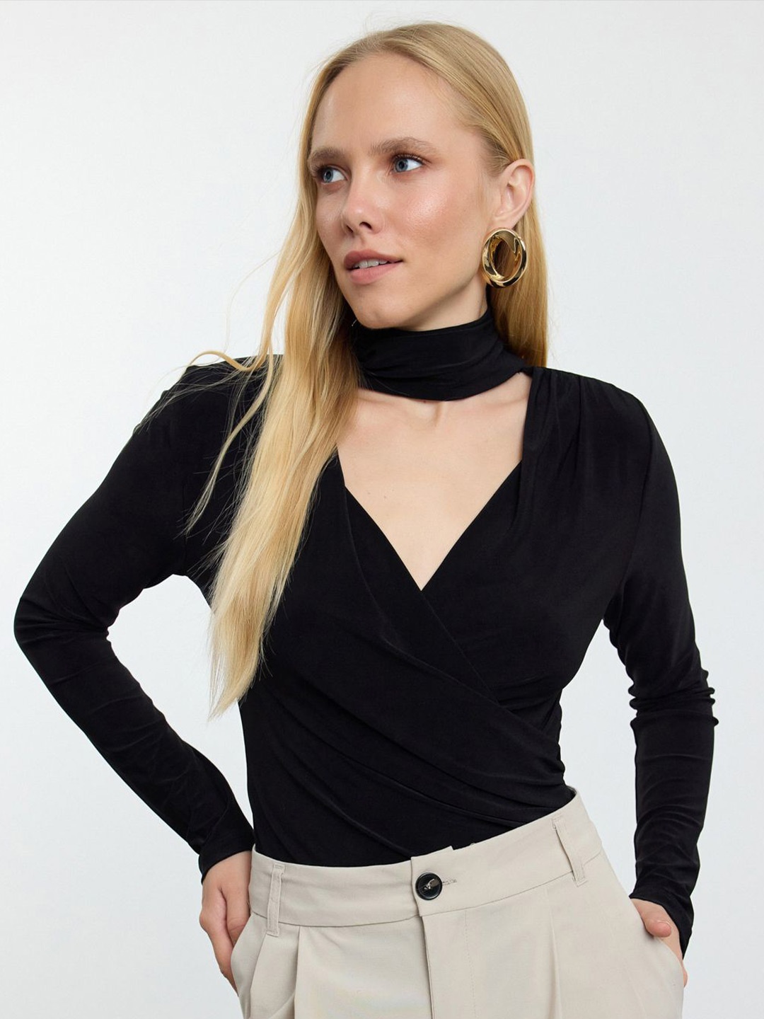 

Trendyol Women Wrap Choker Neck Casual Top, Black