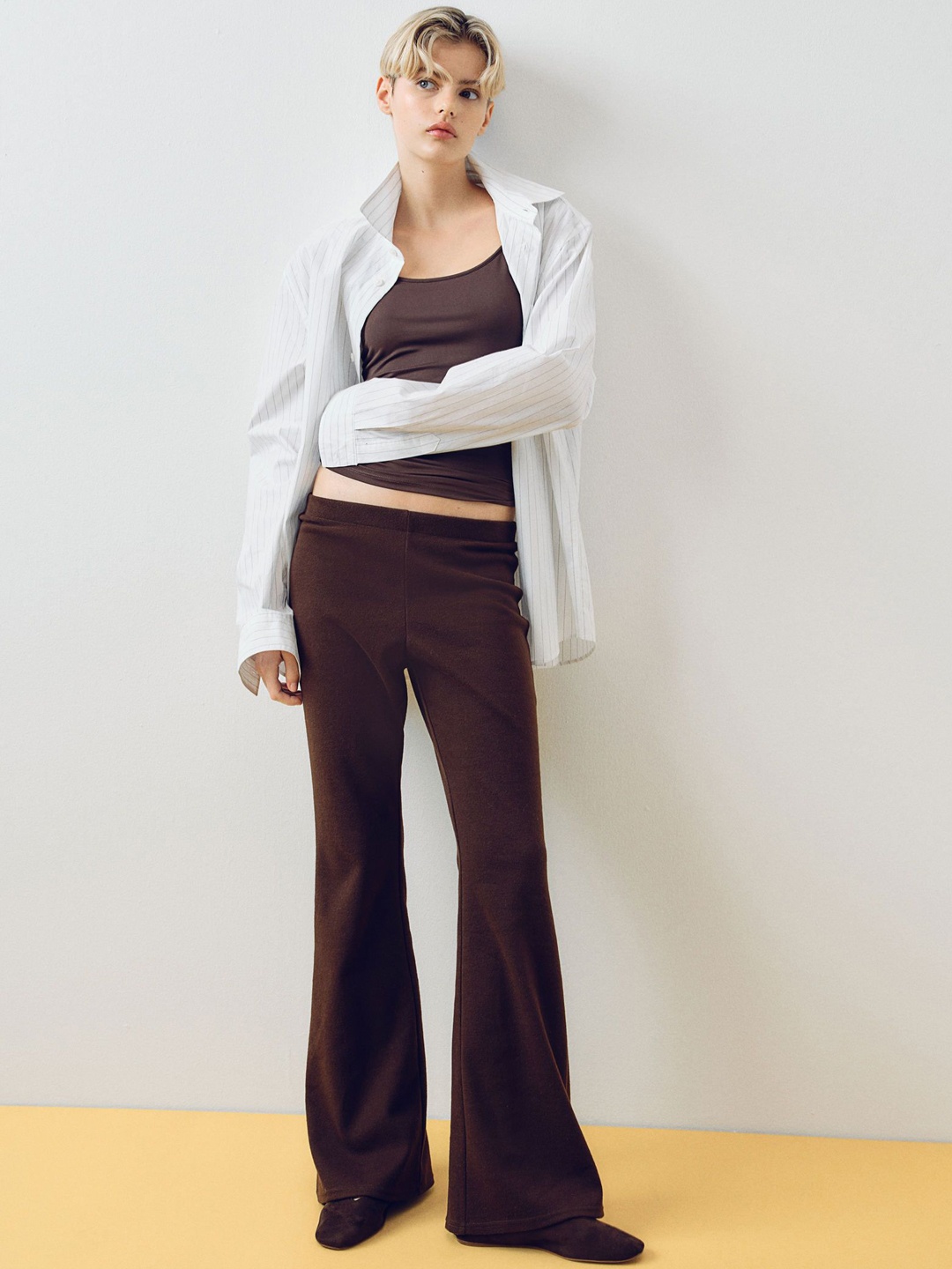 

H&M Women Flared Fine Knit Leggings, Brown