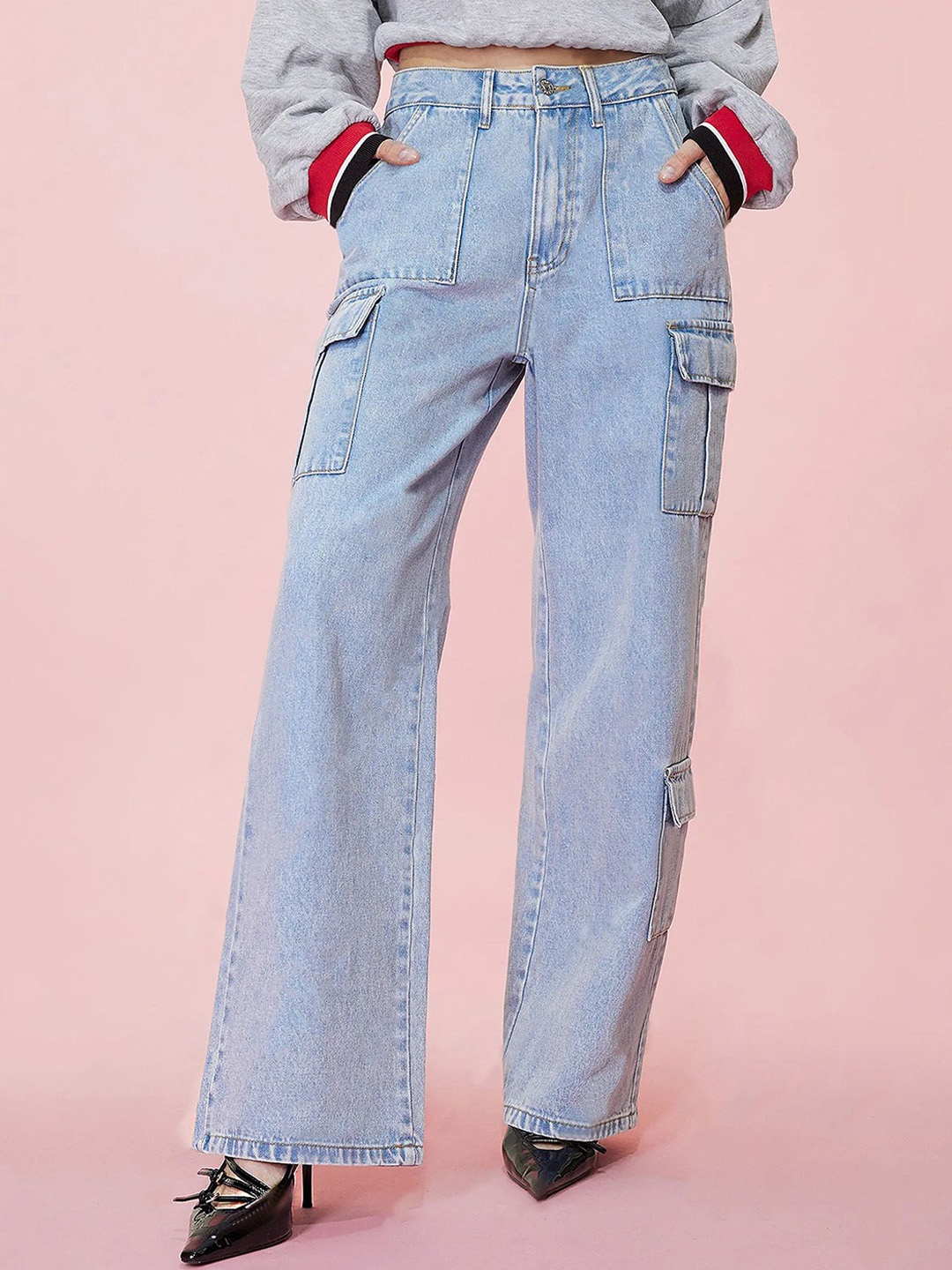 

StyleCast x Revolte Women Wide Leg Light Fade Mid-Rise Jeans, Blue